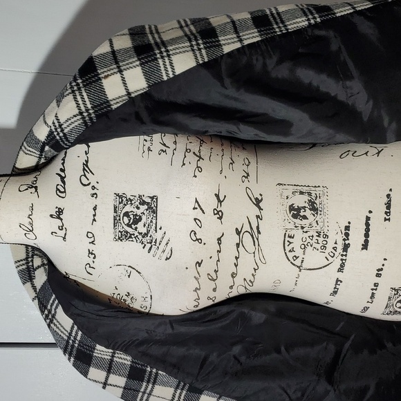 Adolfo- Womens Wool Suit Coat/Jacket Black/White Checked Soft Button front Sz.M - Picture 6 of 7